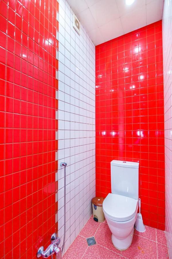 Vip Apartment Number One Баку Екстериор снимка